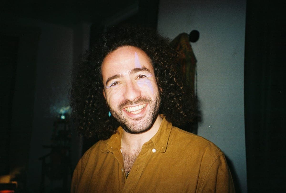 Portrait de Hugo, photographe du Collectif Mistral
